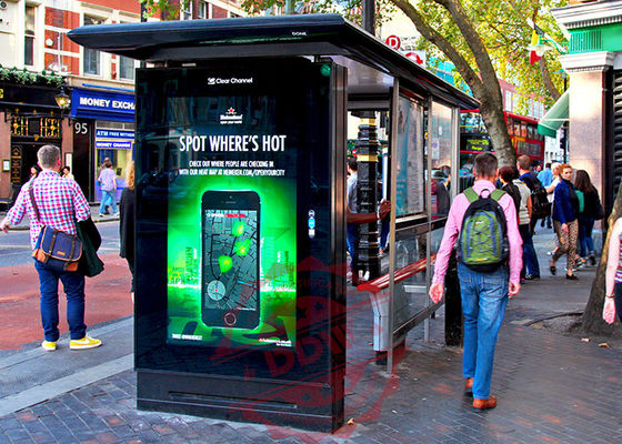 65 ιντσών Tft τύπου πάτωμα στέκεται καθαρή εξωτερική ψηφιακή σήμανση Αδιάβροχη για διαφήμιση