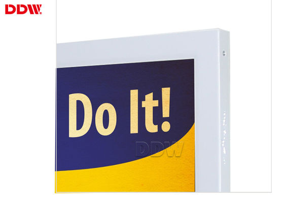 Ο εσωτερικός τοίχος 60 ίντσας LCD τοποθέτησε την ψηφιακή προηγμένη σύστημα σηματοδότησης τεχνολογία αφής IR